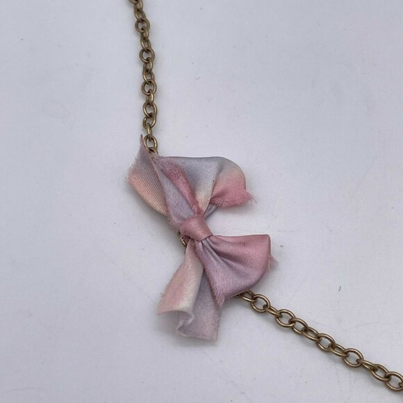 J. Crew Women Rhinestone Pendant Ribbon Necklace Gold Tone Chain Lobster Closure - Picture 5 of 5